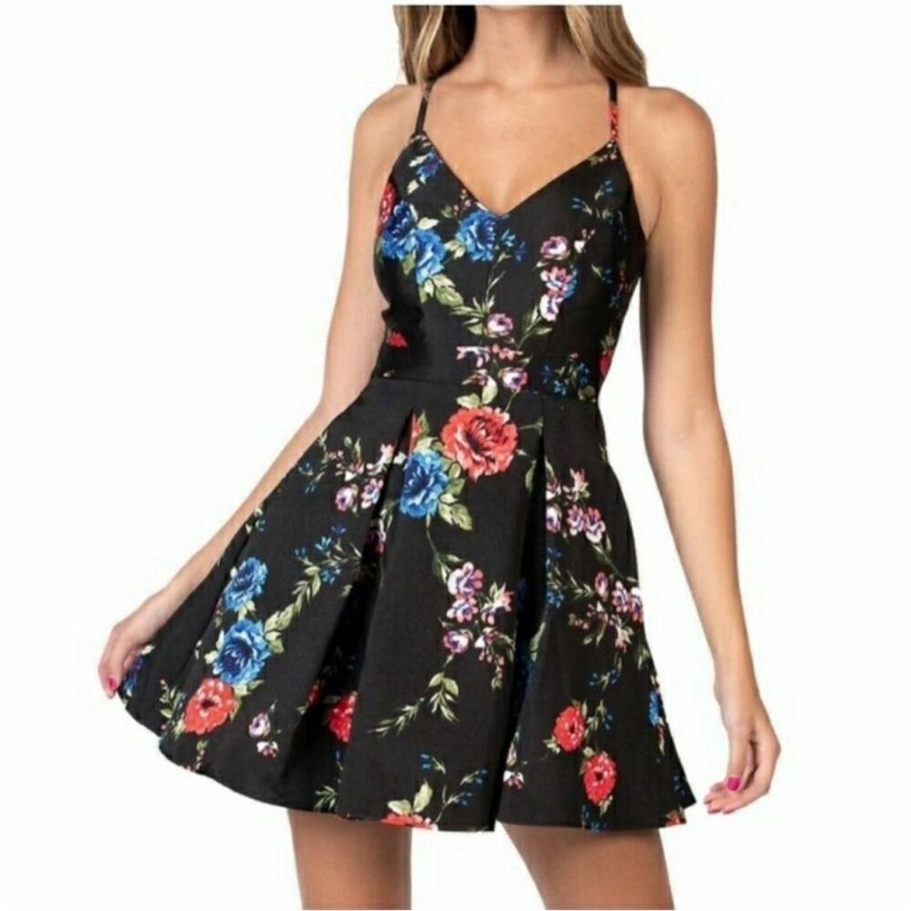 B. Smart Black Floral V-Neck Inverted Pleat Party Skater Mini Dress Size 9